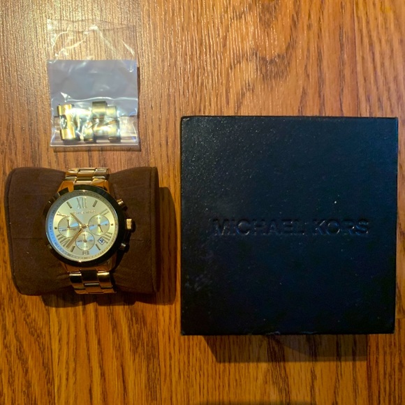 Michael Kors Accessories - Michael Kors Bradshaw Gold-Tone Watch (MK6267)